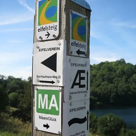 Haus Hinneres 汉格莫仁