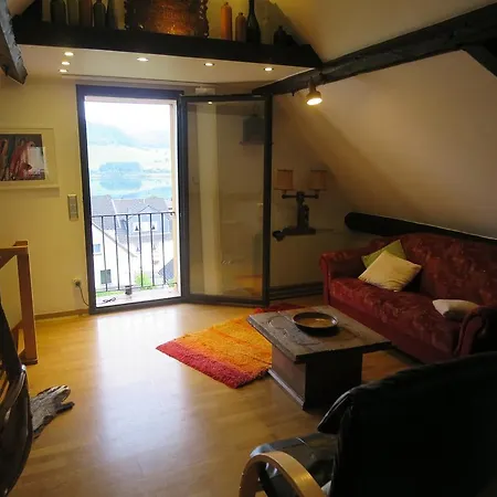 Apartment Haus Hinneres