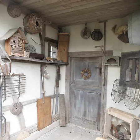 Apartment Haus Hinneres Schalkenmehren