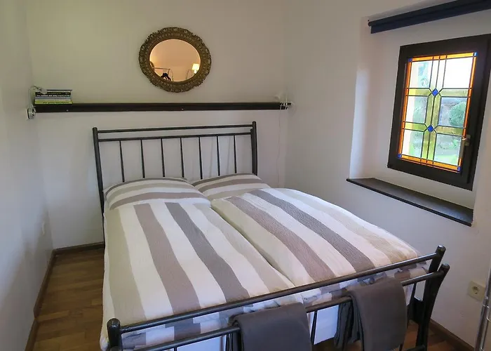 Haus Hinneres Apartamento Schalkenmehren