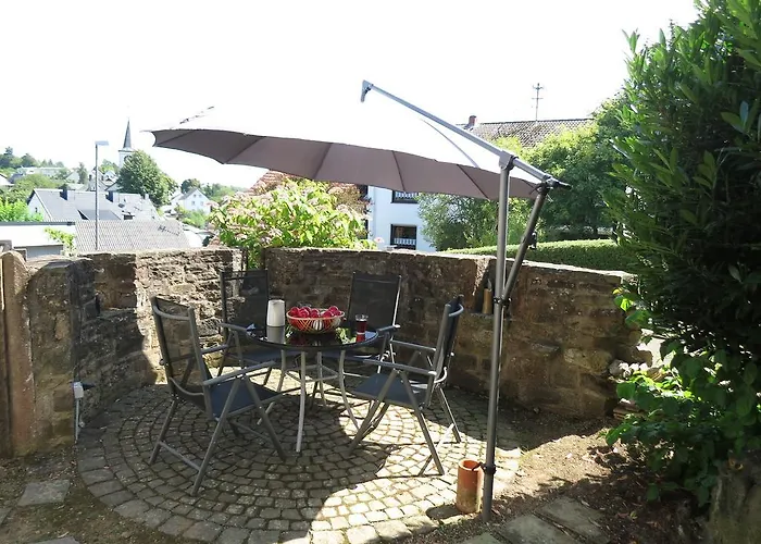 Haus Hinneres * Schalkenmehren